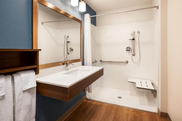 WoodSpring Suites Columbus North I-270 image 32