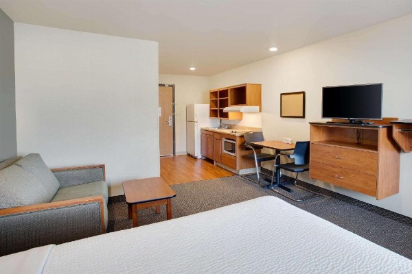 WoodSpring Suites Columbus North I-270 image 38